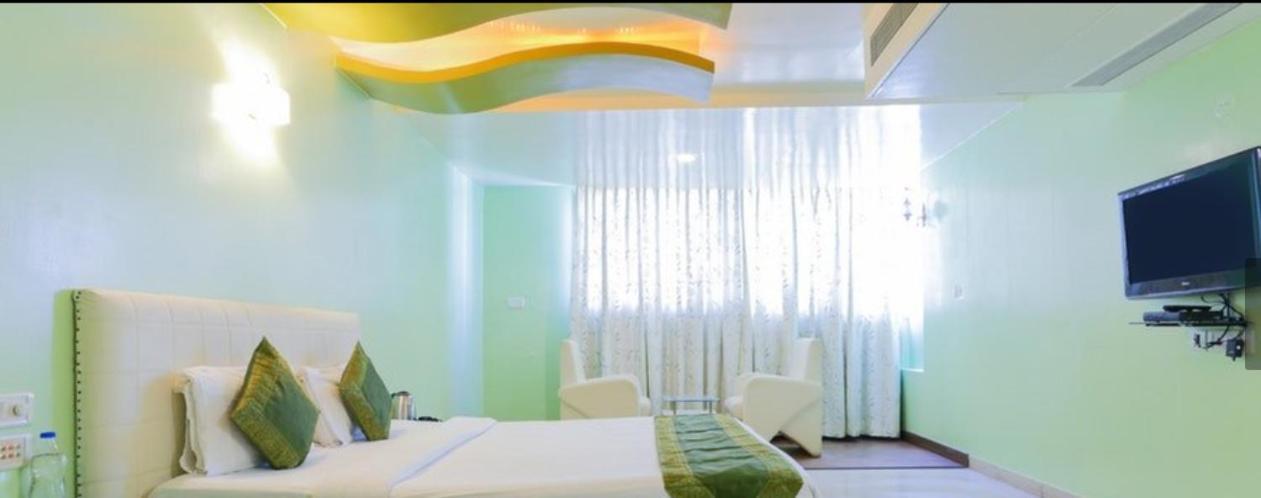 Cubbon - 10 Minute Walk To Mg Road, Mg Road Metro And Church Street Hotel Bangalore