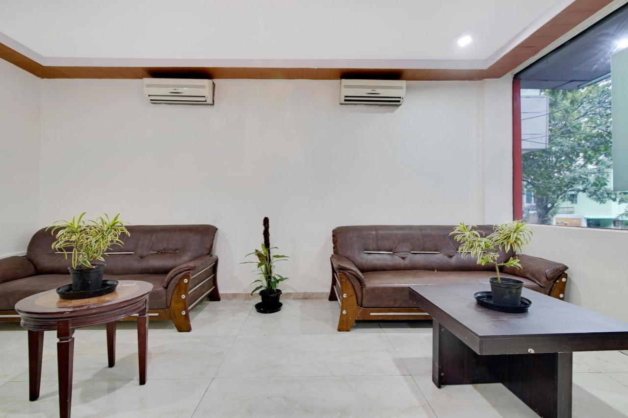 Capital O Elegant Amethyst Business Near Ragigudda Sri Prasanna Anjaneyaswamy Temple 3*