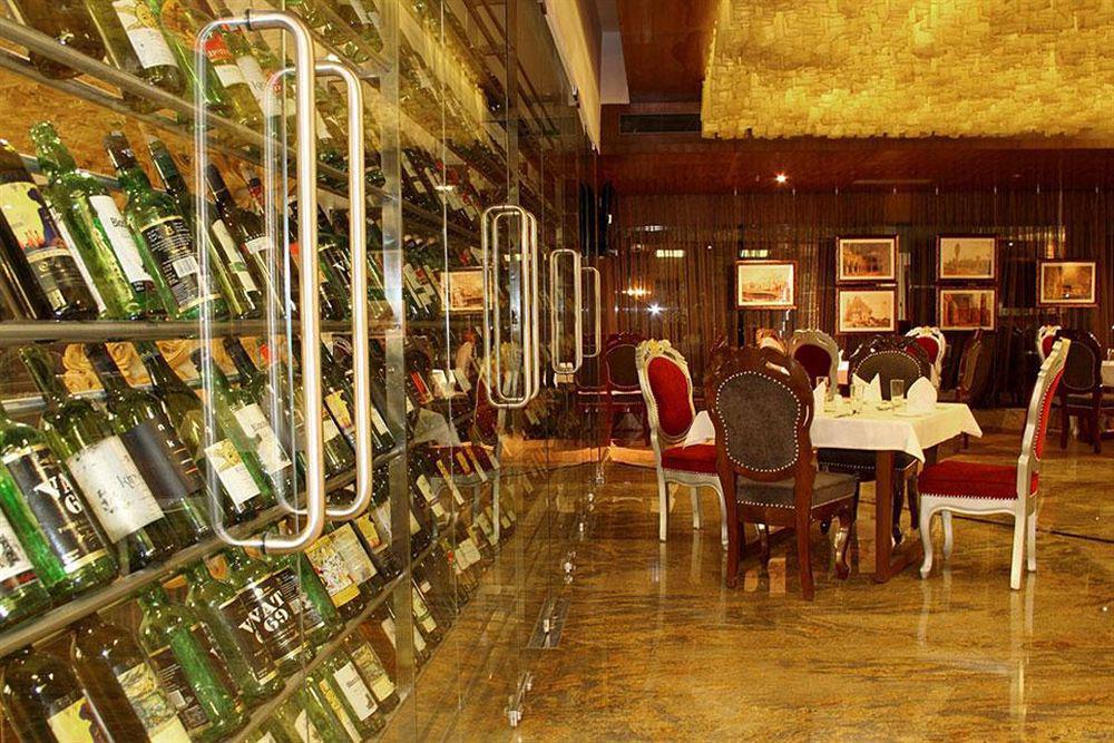 La Marvella, Hotel 5*