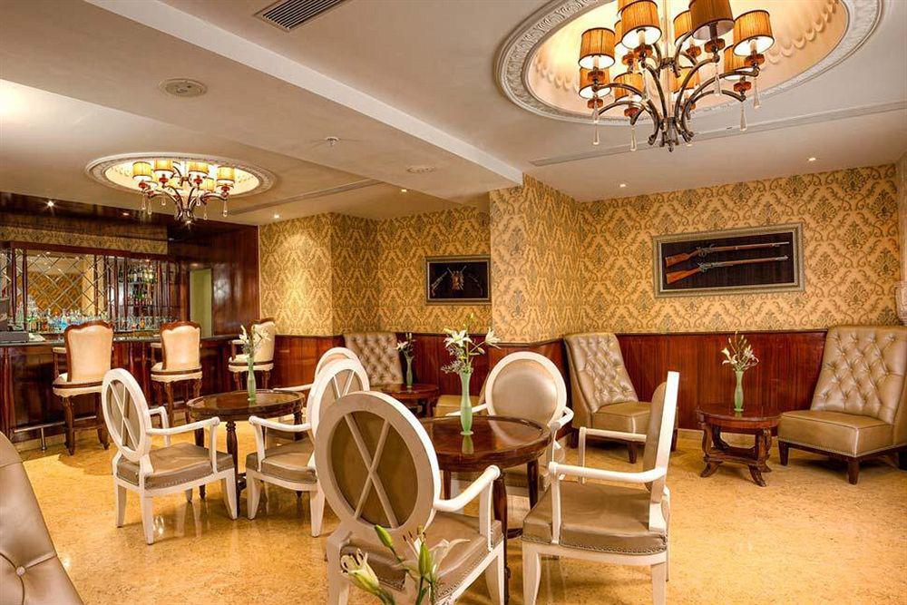 La Marvella, Hotel