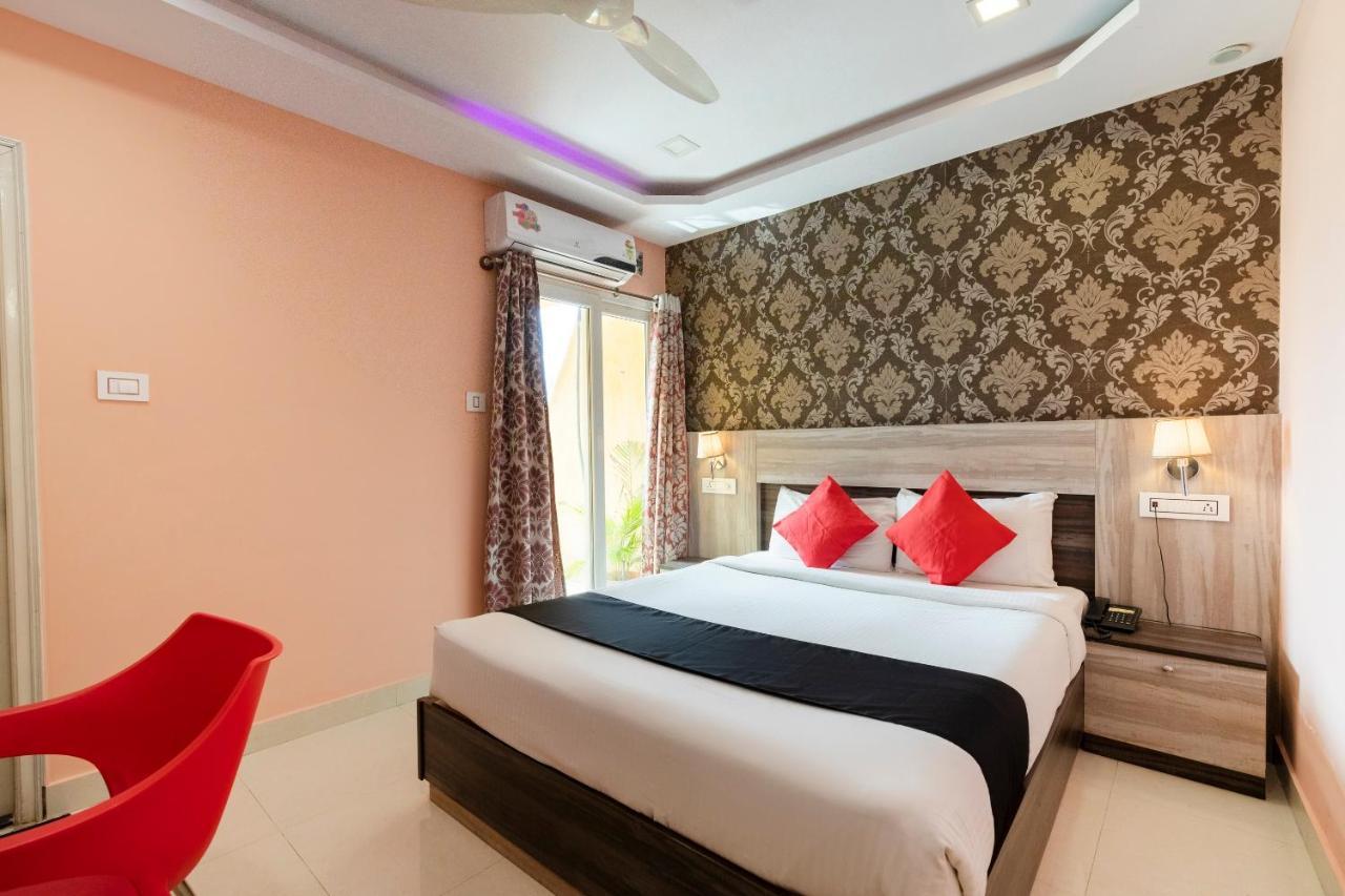 Monarch Stays Hotel 3*
