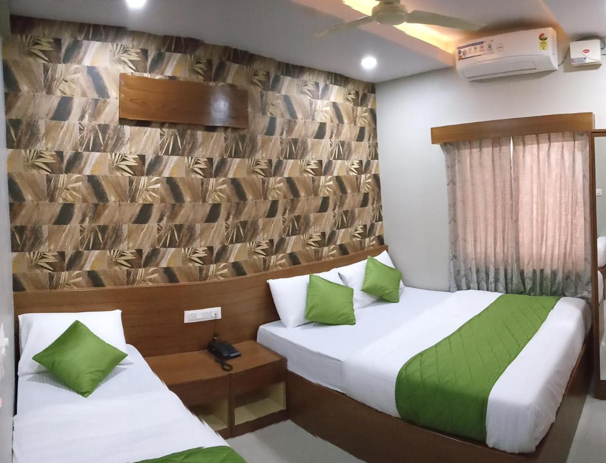 Hotel Olivia And