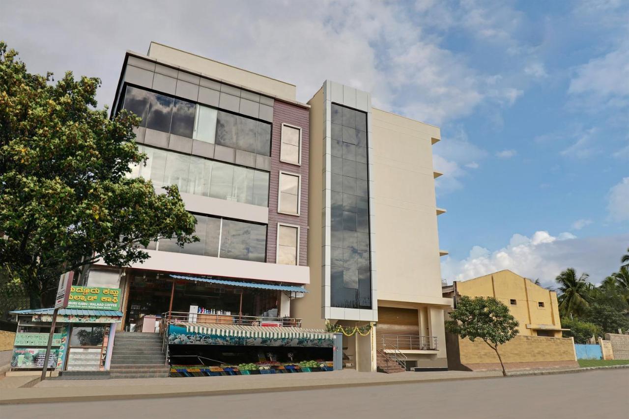 Oyo Flagship 39773 Pride Image Hotel 3*