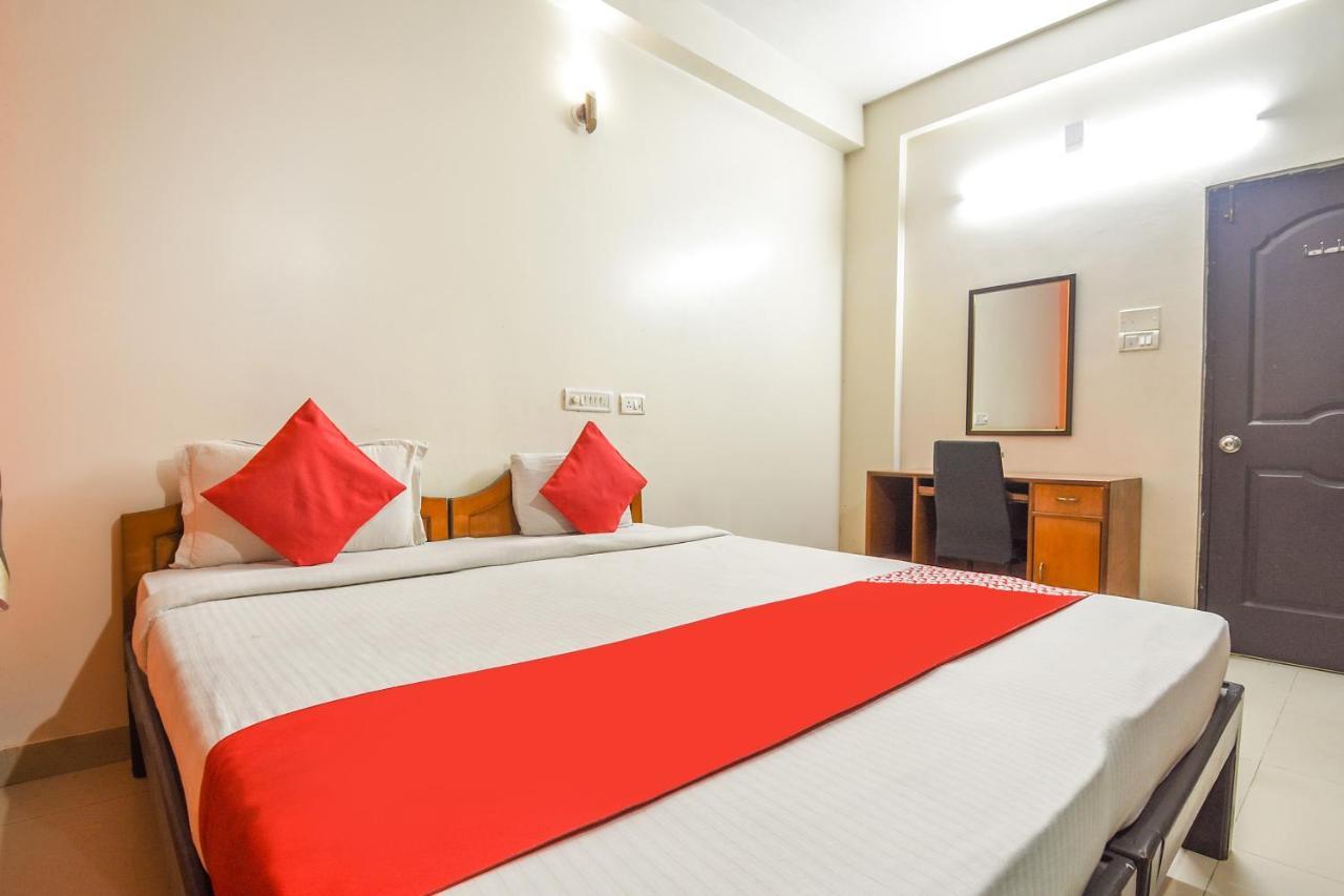 Super Oyo Exotica Near Ragigudda Sri Prasanna Anjaneyaswamy Temple 3* Bangalore