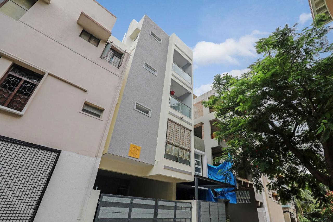 1brelegant Abode Near Mantri Square Mall Bangalore