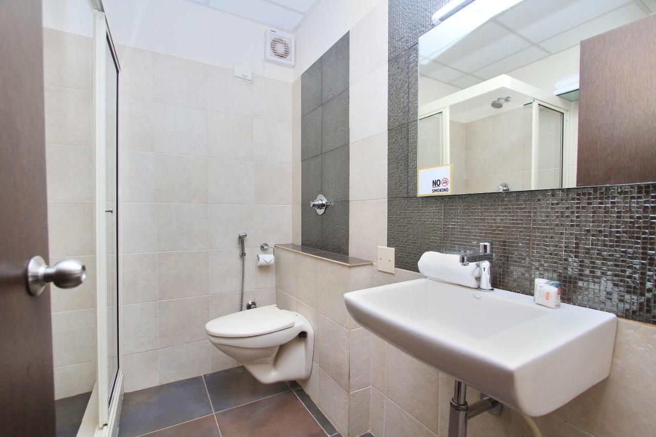 Capital O 13090 Astor 3*