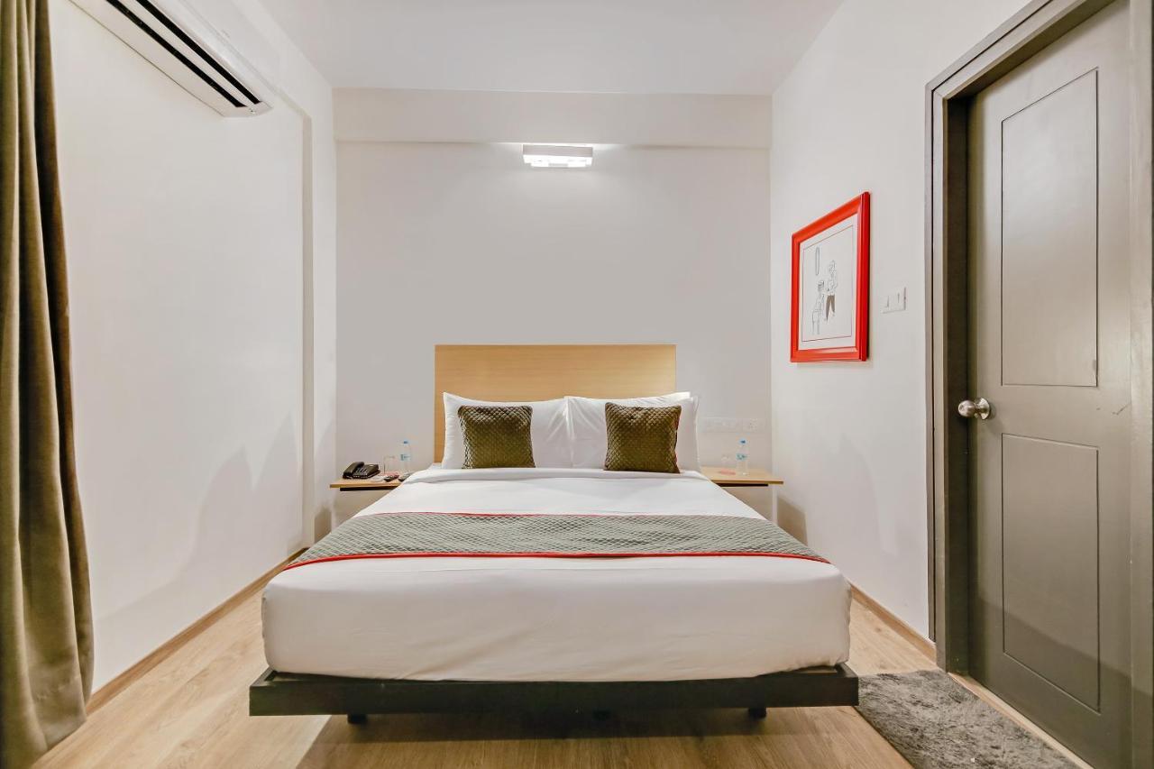 Oyo Townhouse 88 Manyata Lake View