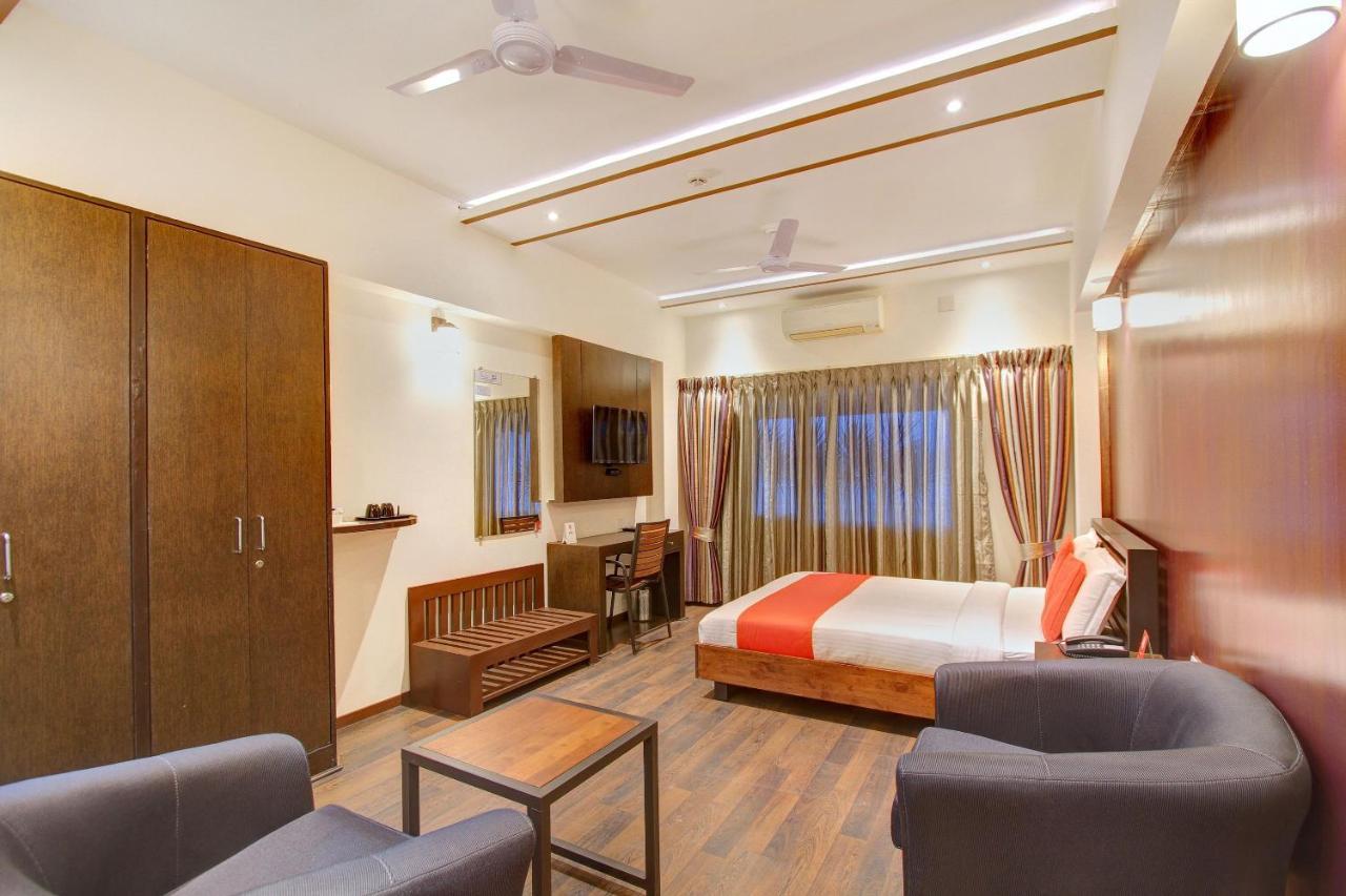 Hotel Capital O 13090 Astor 3*