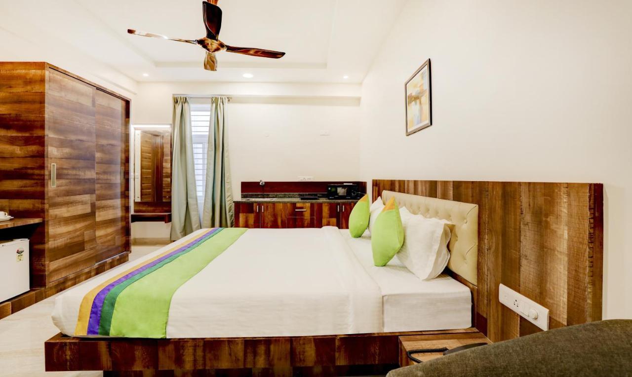 Treebo Trend Emora And Suites Brookfield Hotel