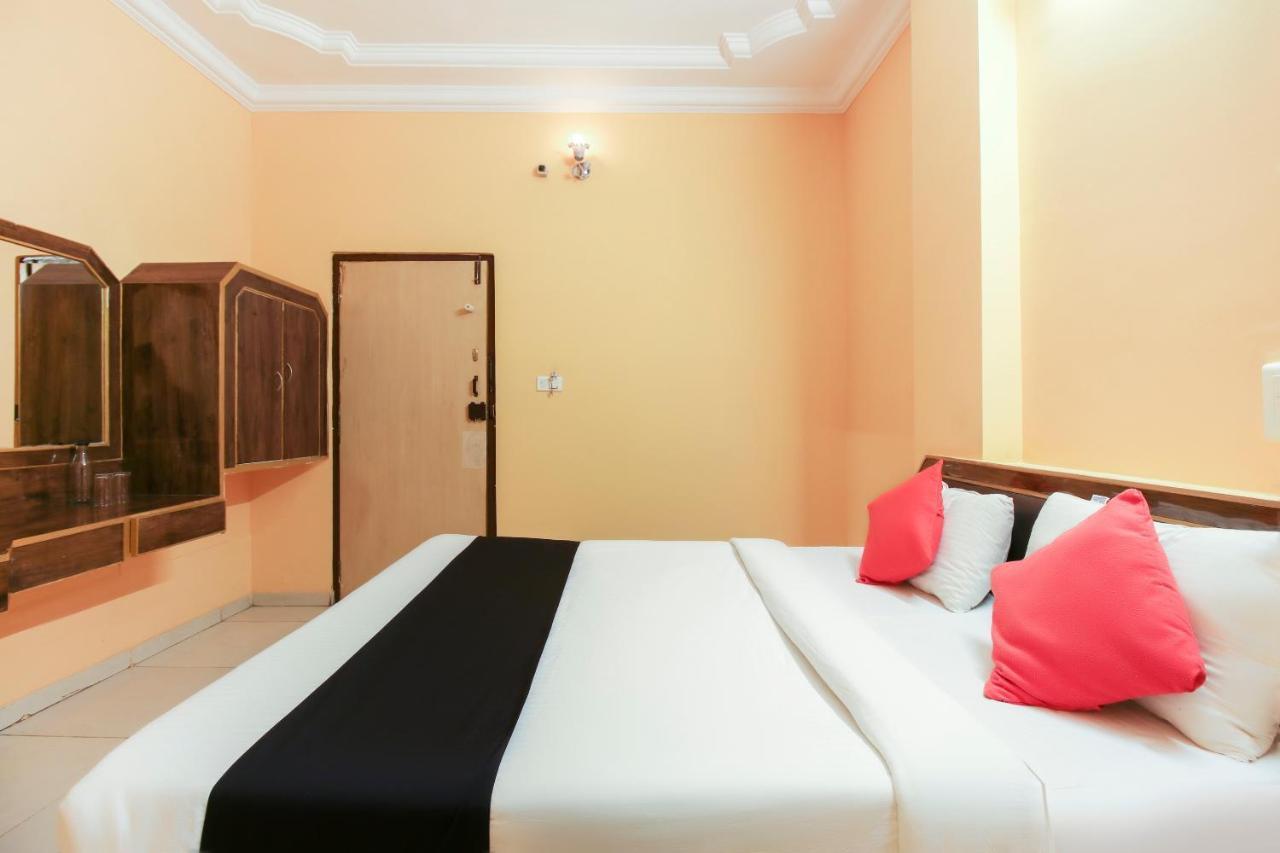 Hotel Capital O 71729 Lucky Bangalore