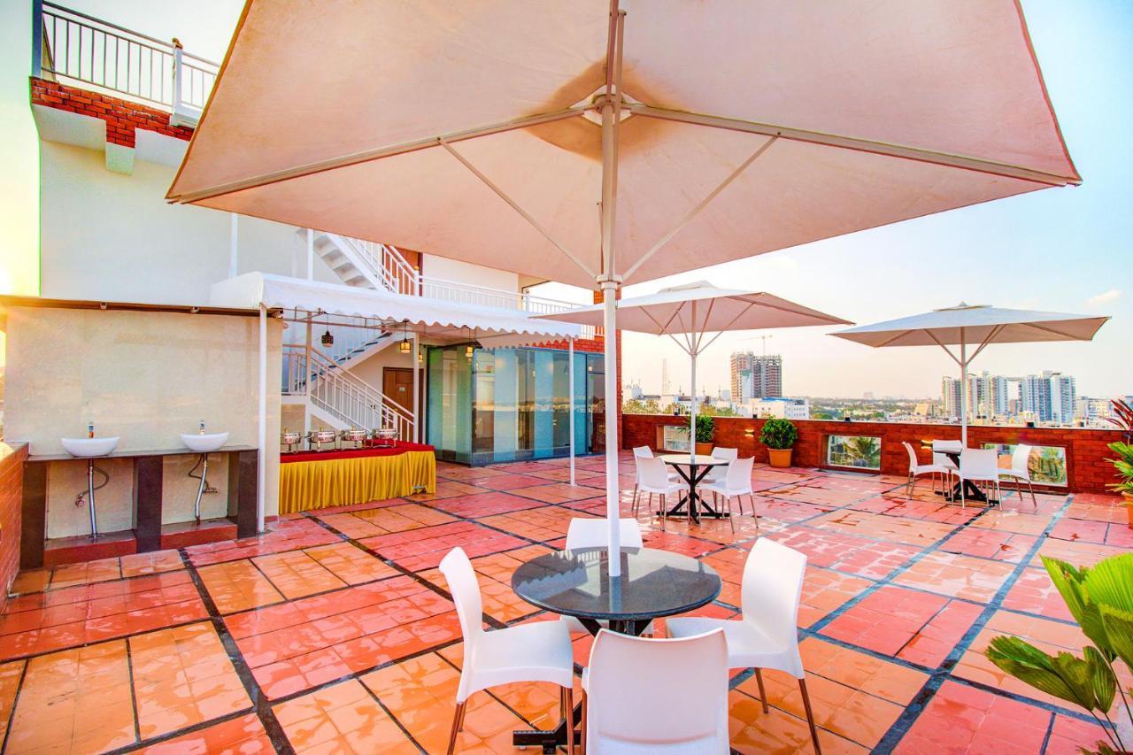 Hotel Fabhotel The Royal - Nr Gopalan Innovation Mall