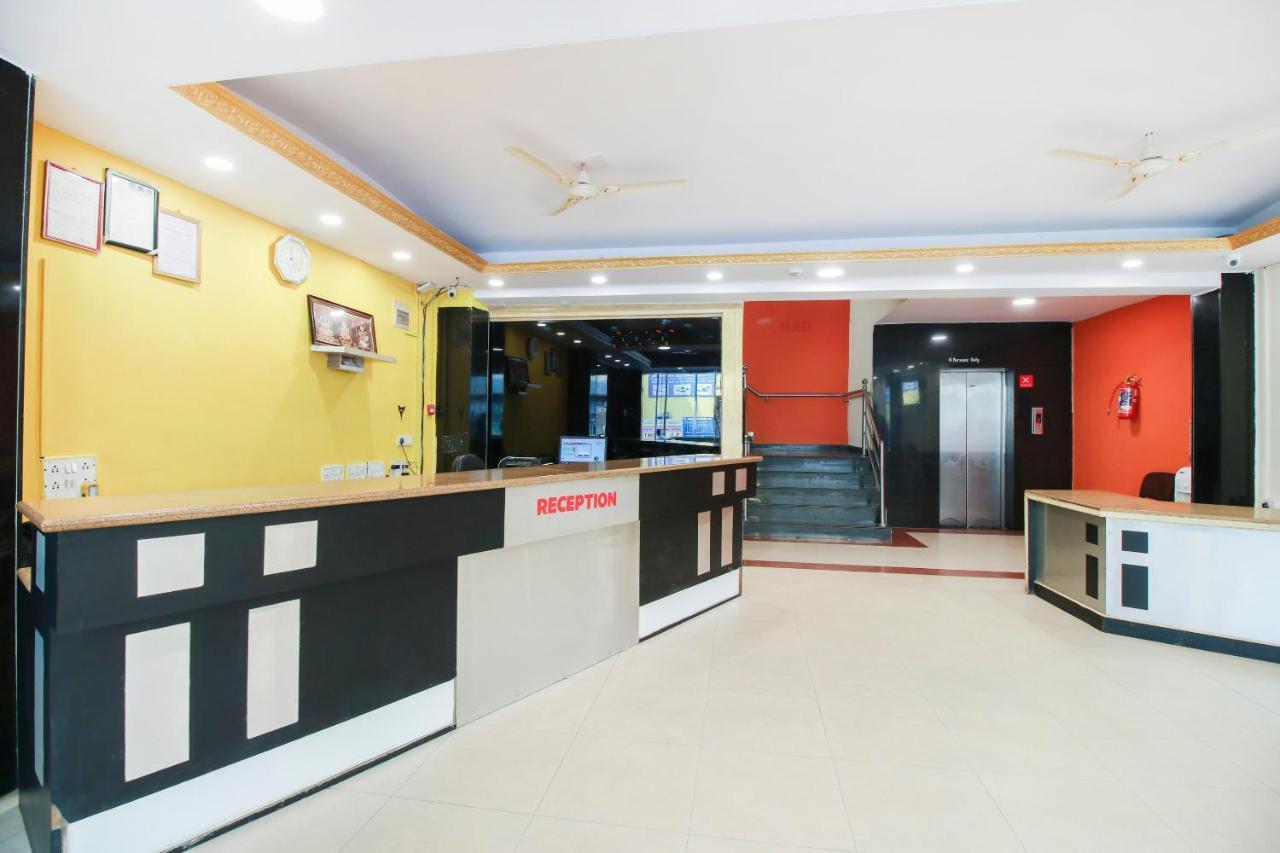 Hotel Capital O 71729 Lucky Bangalore