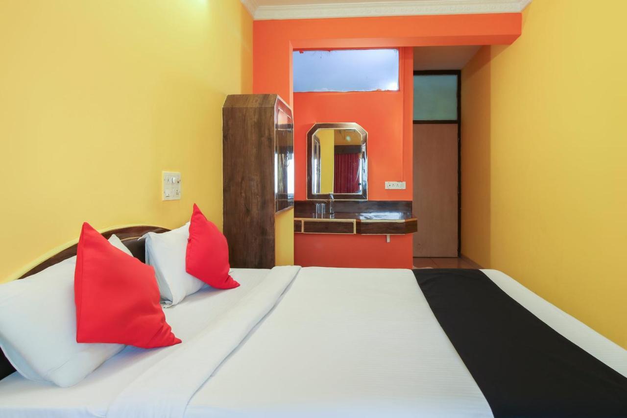 Capital O 71729 Lucky Hotel