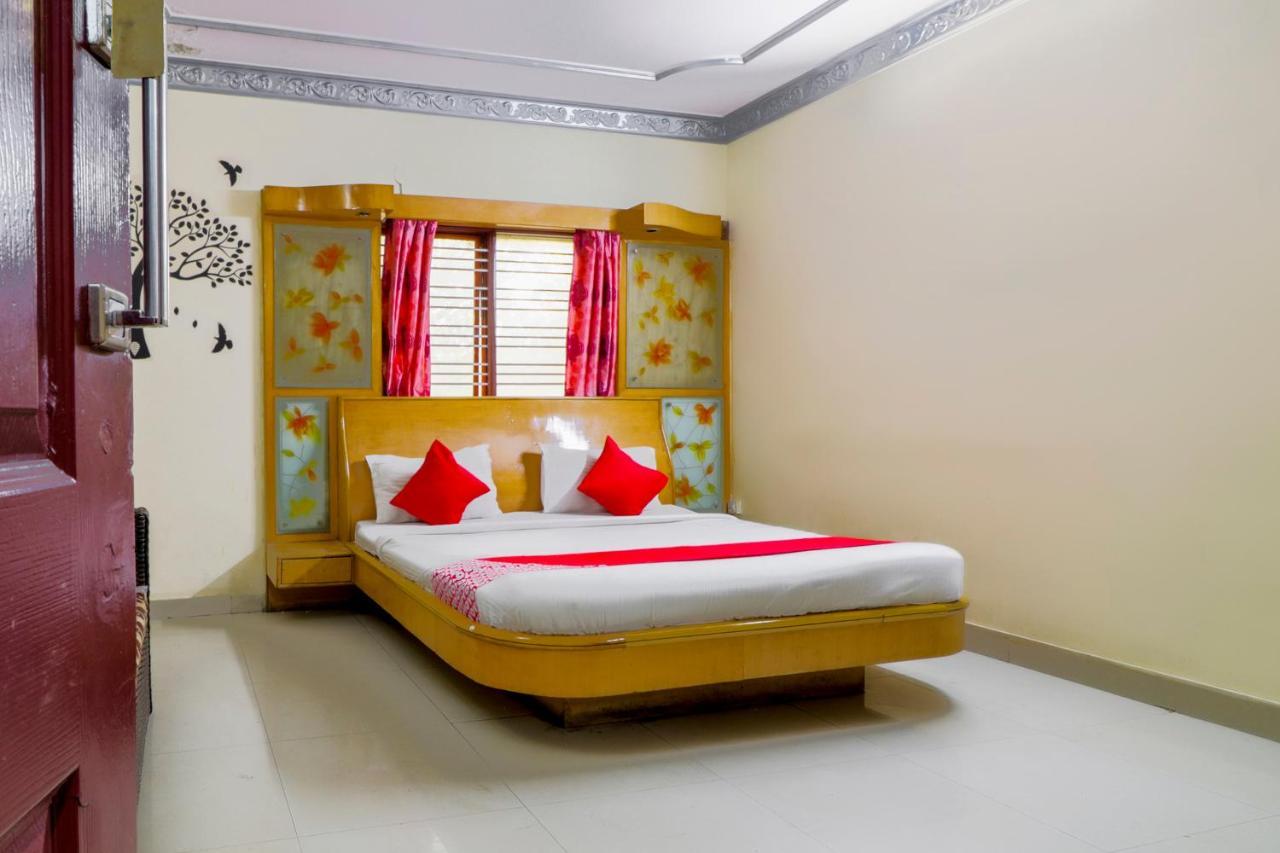 Hotel Oyo 71675 New Aishwarya Comforts Bangalore