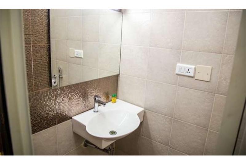 Hotel Capital 3*