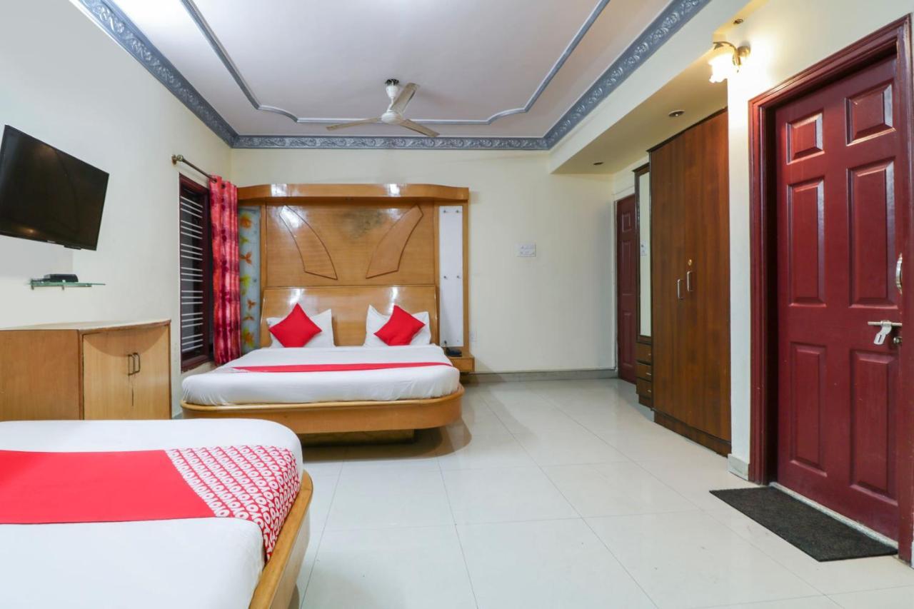 Oyo 71675 New Aishwarya Comforts Hotel Bangalore