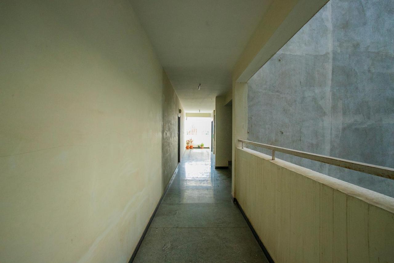 Hotel Oyo 23070 Ocean View Associates Bangalore