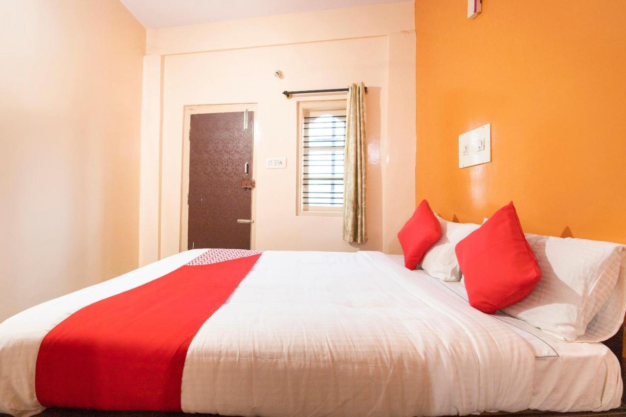 Hotel Oyo 68852 M.r