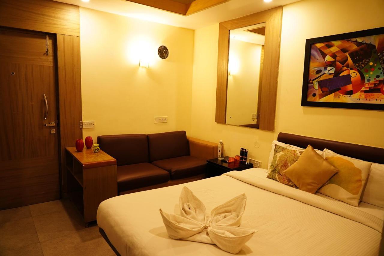 Capital O 3246 The Bouvice Hotel Bangalore