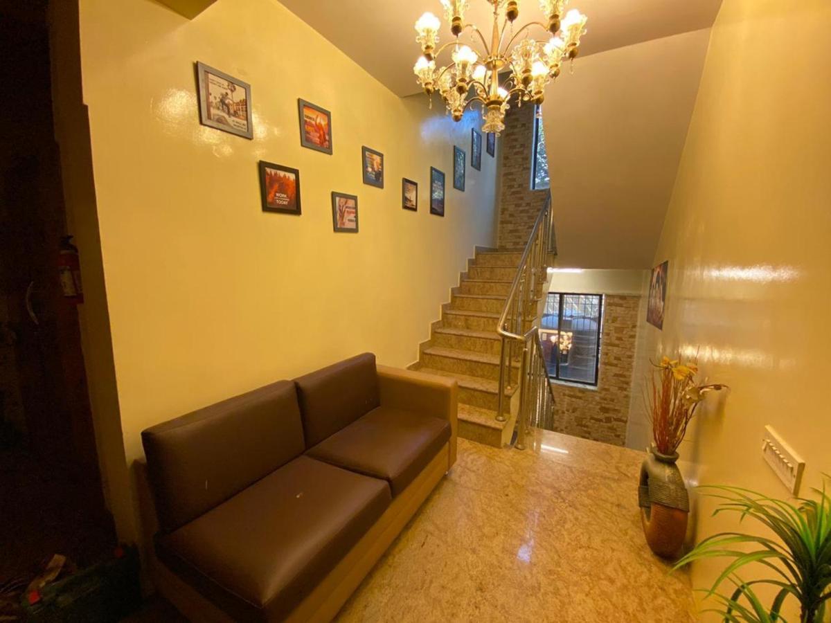 Capital O 3246 The Bouvice 3* Bangalore