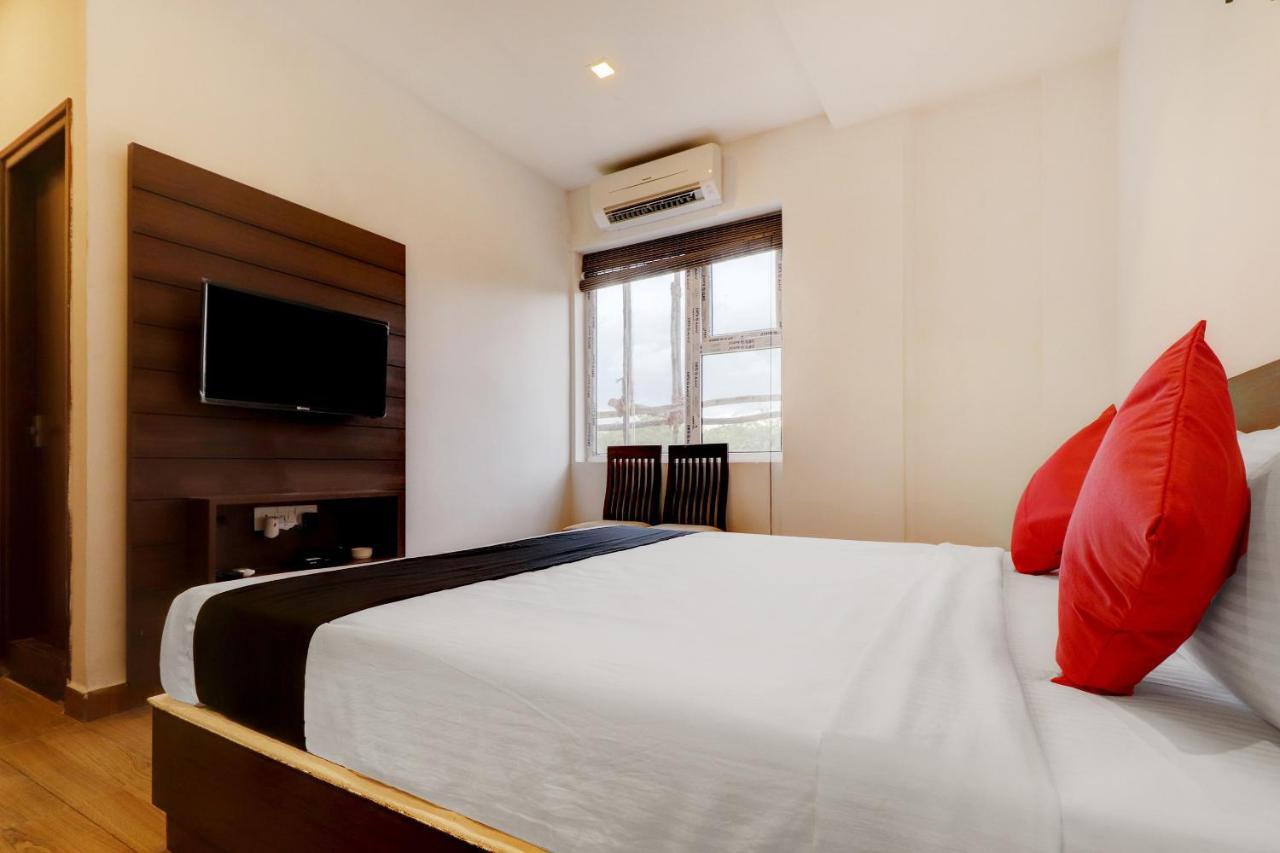Hotel Capital O 43639 Sri Alok Park 3*