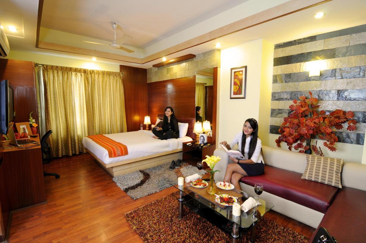 Hotel Capital O 3246 The Bouvice 3*