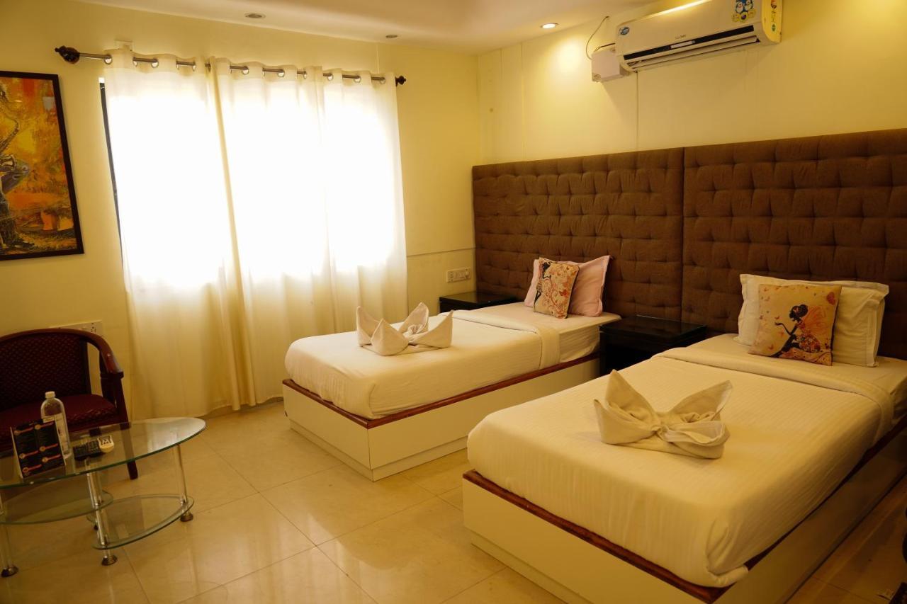Capital O 3246 The Bouvice Hotel Bangalore