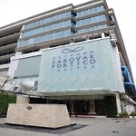 Davanam Sarovar Portico