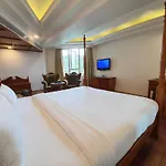Shravanthi Sarovar Portico