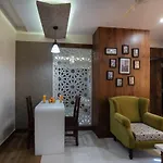 Hotel Monarch International