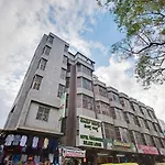 Spot On 48699 Hotel Pawansree Deluxe Lodge