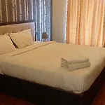 Jolly City Apart Hotel
