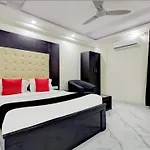 Hotel Emora Rooms