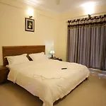 The Lounge Business Hotel