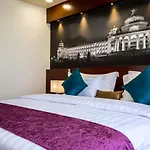 Hotel Urban Jade