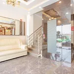 Oyo Flagship 77727 Hotel Blue Bell