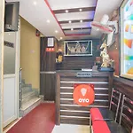 Oyo 13594 Mathrushree Residency