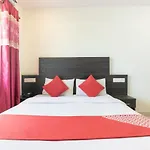 Oyo 13594 Mathrushree Residency