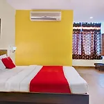 Oyo 10884 Pavana Residency