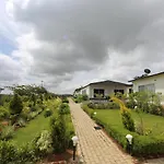 Lush Resorts