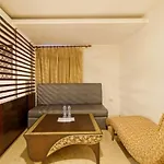Fabhotel Oakwey Inn - Indiranagar