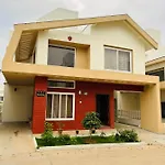 Villa Pristine
