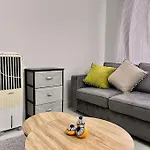 508: Airy One Bedroom Flat