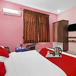 Oyo Flagship Hotel Golden Suites