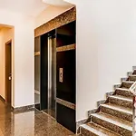 Fabhotel Bsr Inn, Indiranagar