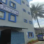Oyo Pmr Living