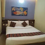 Circle Motel