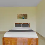 Collection O Emara Inn Near Ascendas Park Square Mall