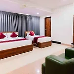 No 7 Grandeur Hotel