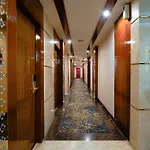 Kingston Hotel